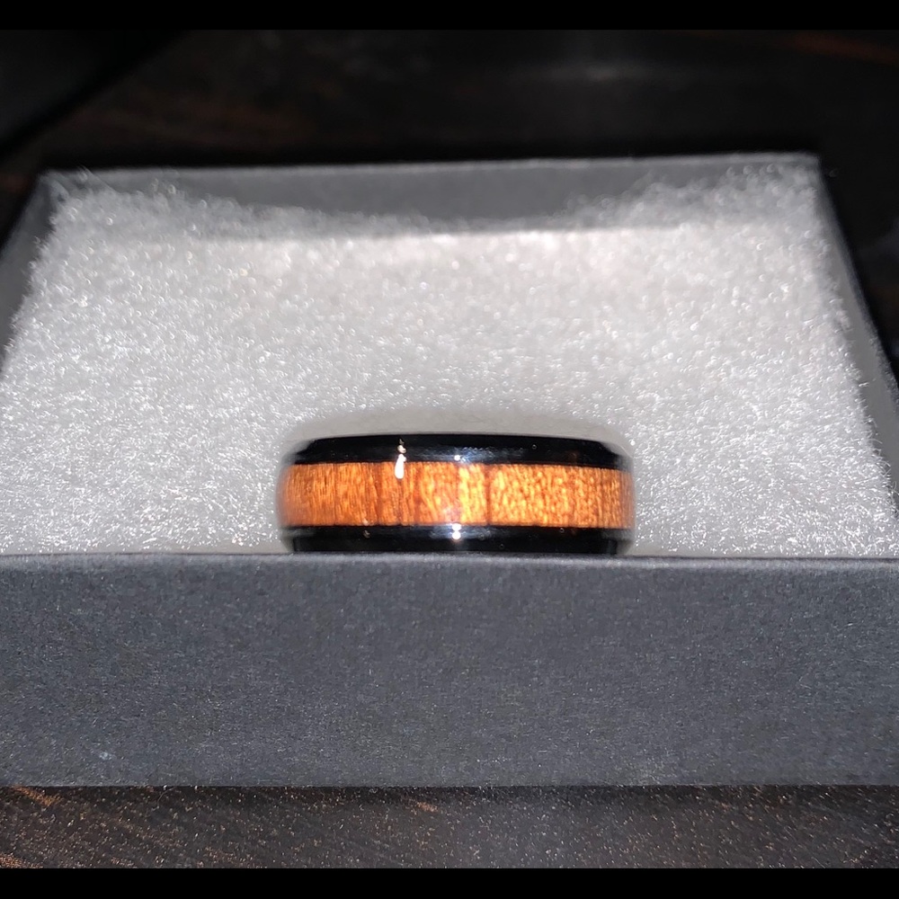 Men’s ring